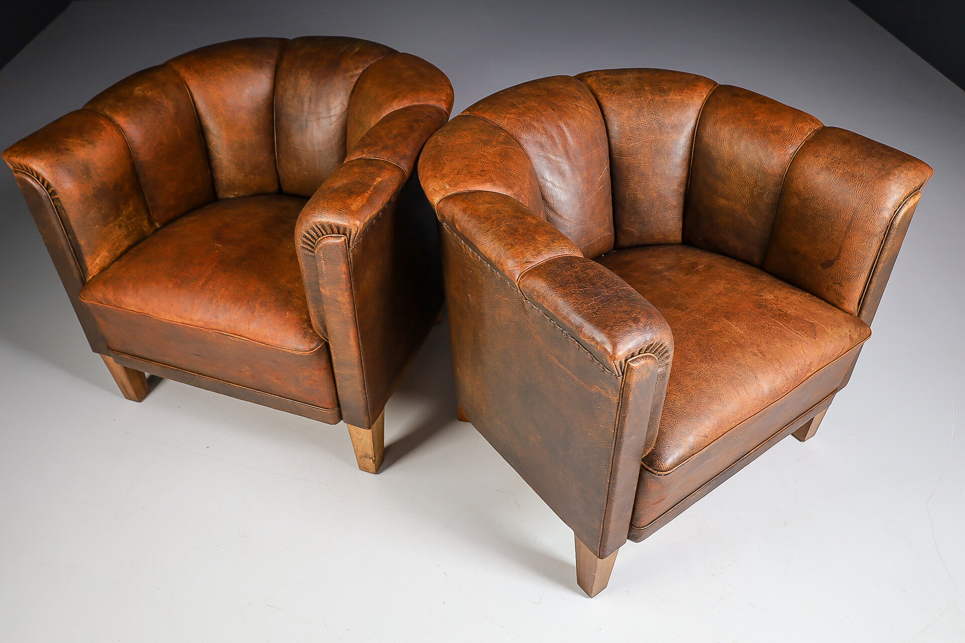 1920s store club chair