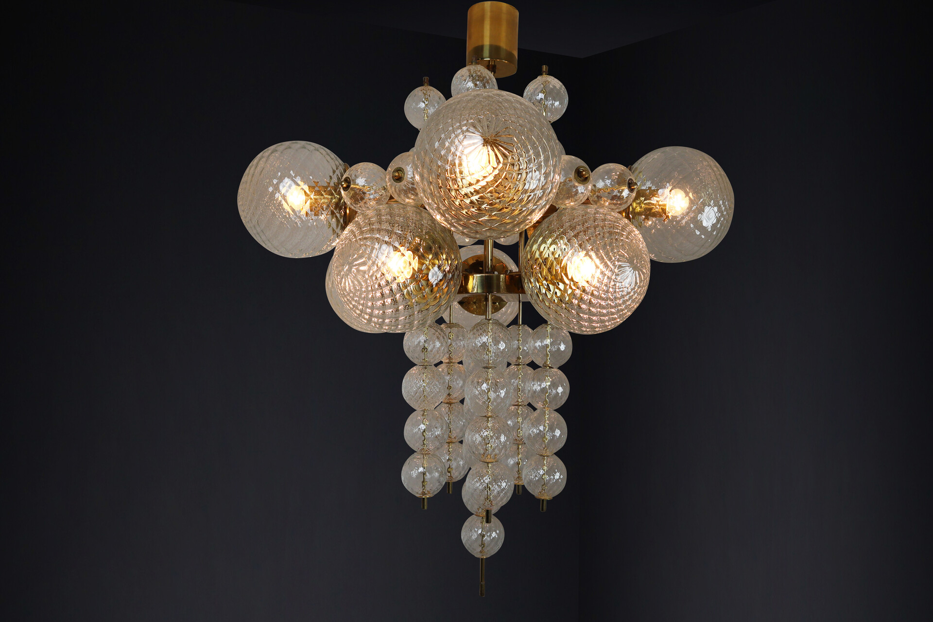 Large Brass and Crystal Chandelier For Sale at 1stDibs